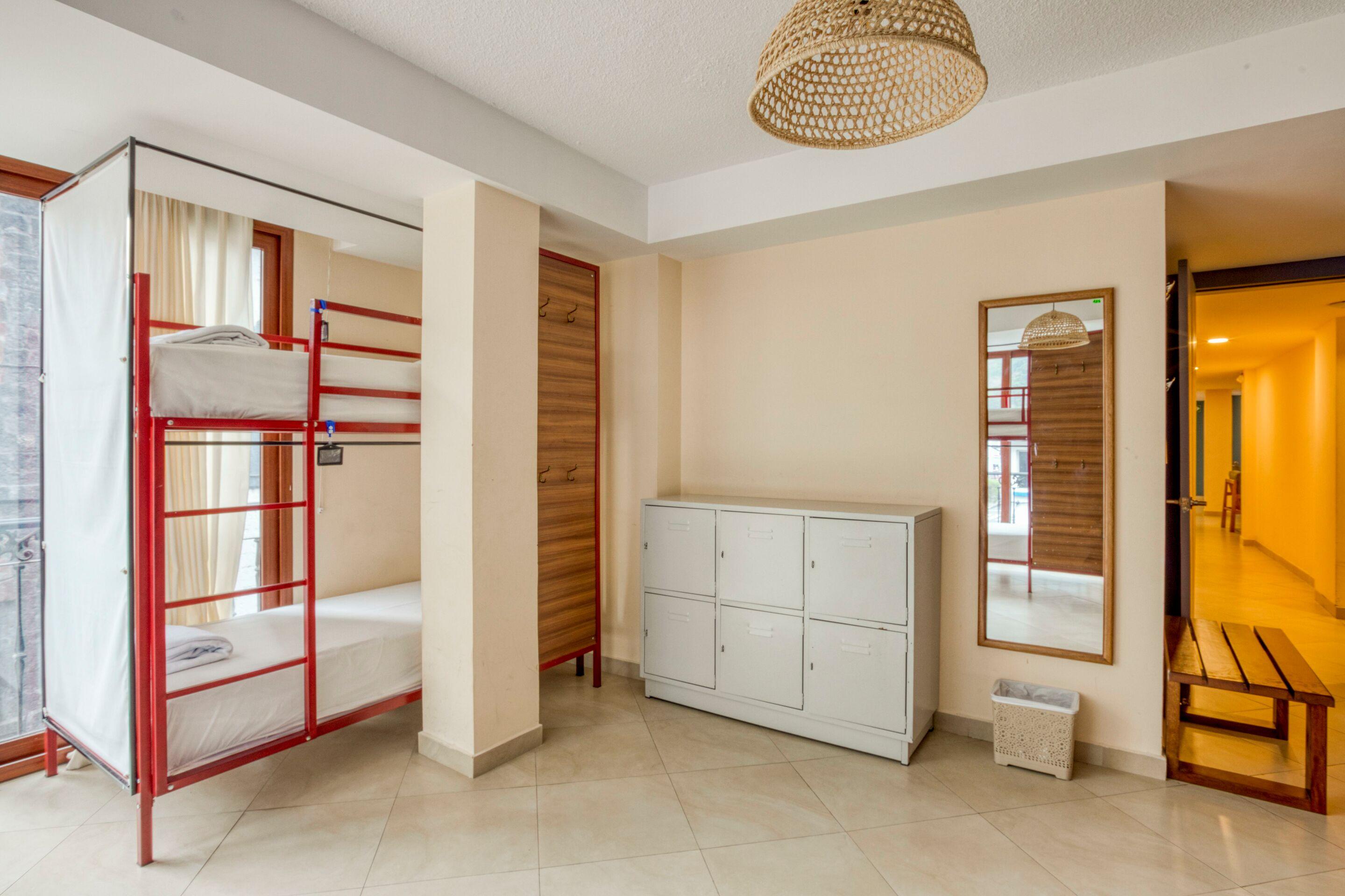 Hotel Socialtel Banos Extérieur photo