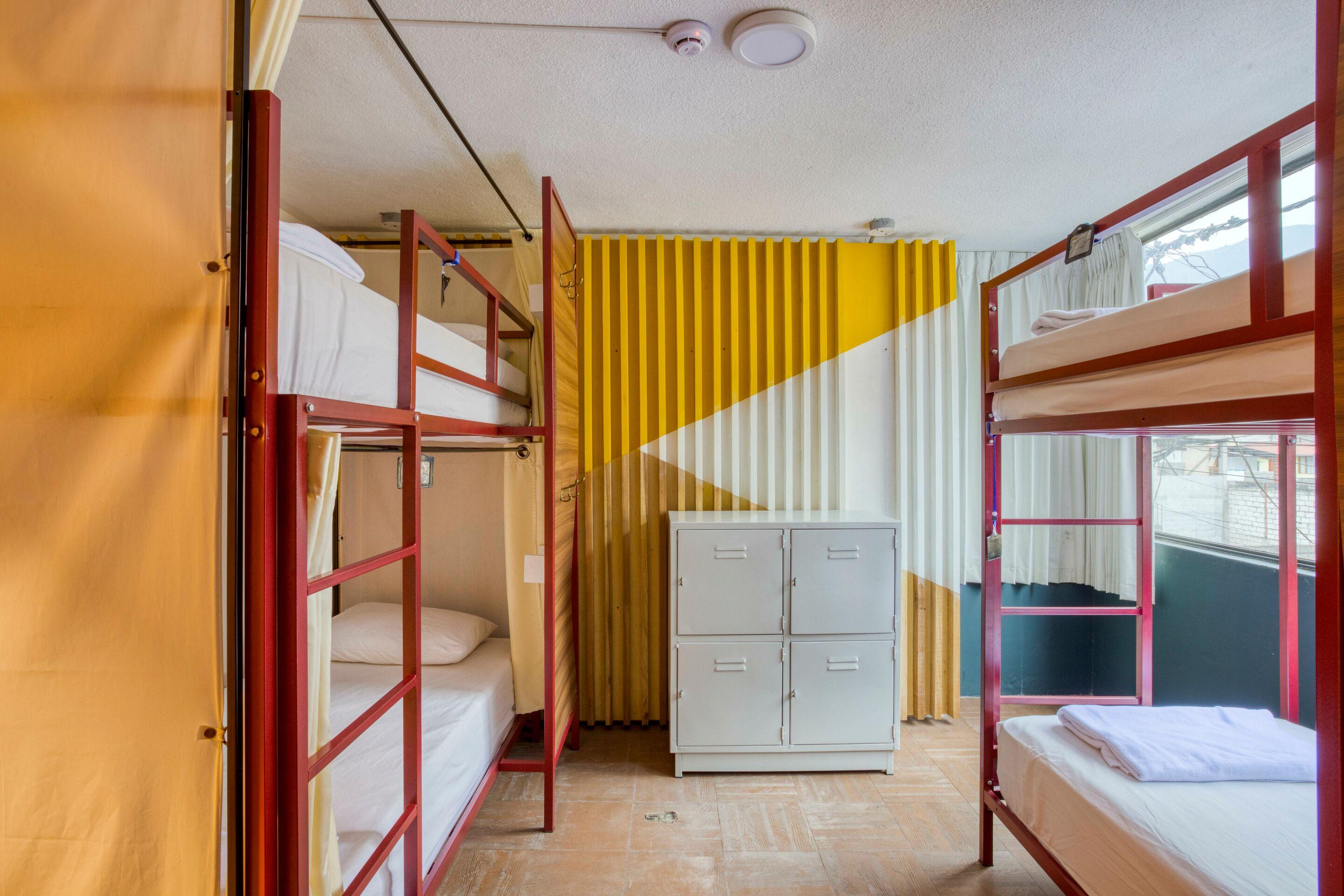 Hotel Socialtel Banos Extérieur photo