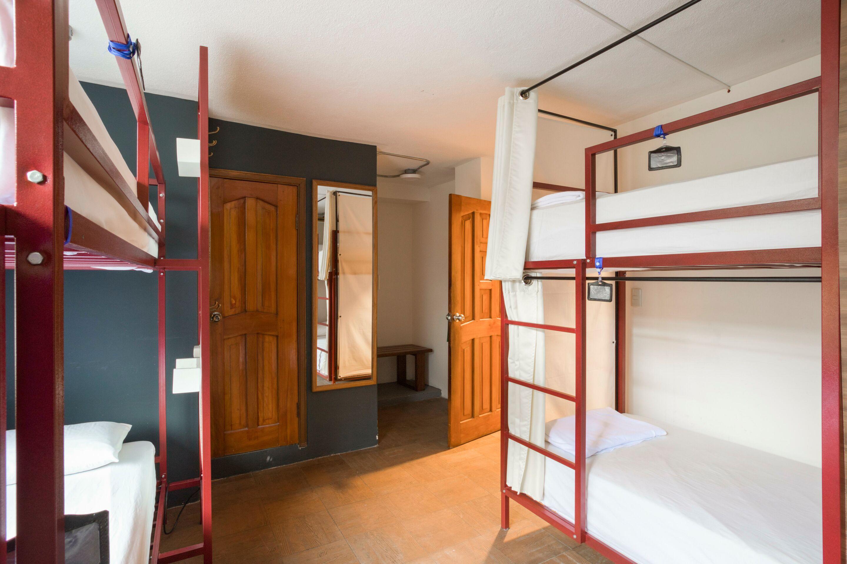 Hotel Socialtel Banos Extérieur photo