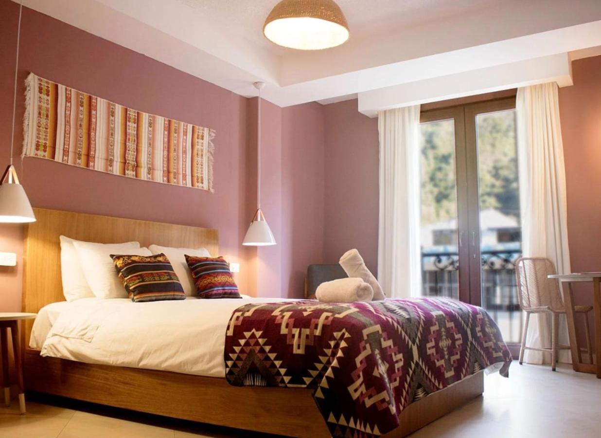 Hotel Socialtel Banos Extérieur photo